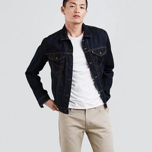 Levi's Trucker Jacket: RINSE - DARK WASH